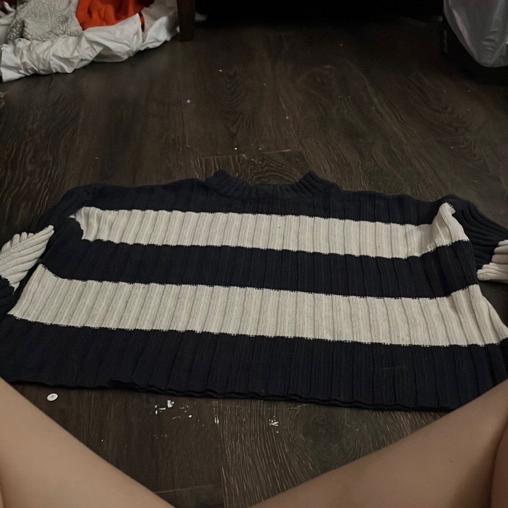 sweater small thick